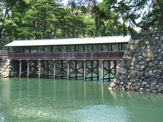 高松城渡り橋